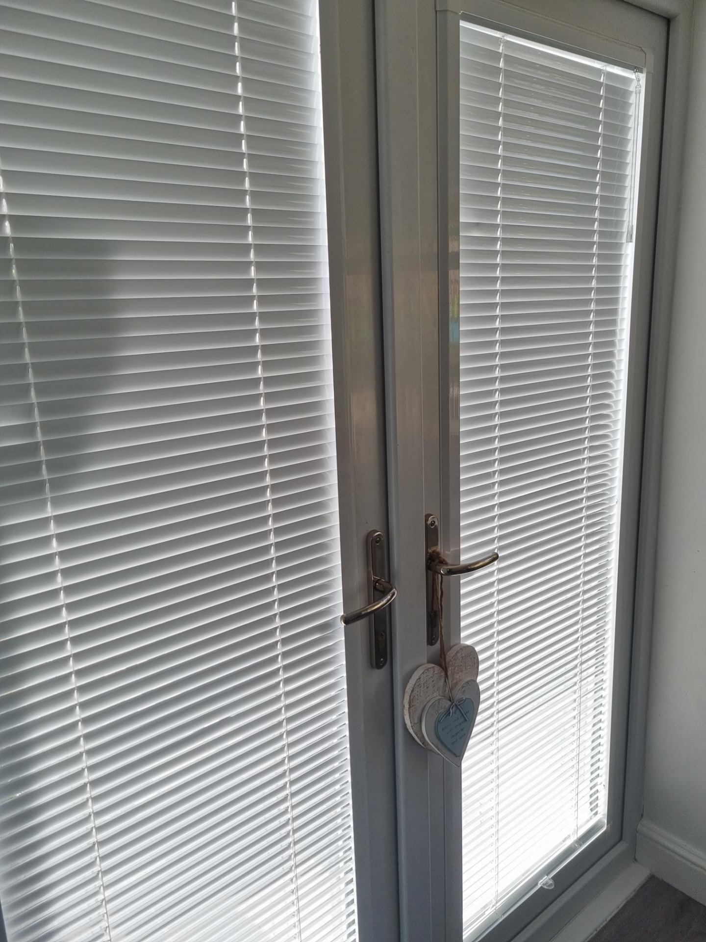 Perfect fit Venetian blinds on French doors